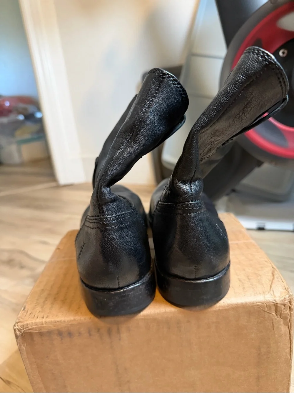 Frye Black Leather Pull-On Ankle Boots Women’s Size 7M Western Moto